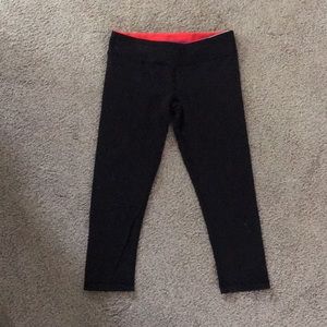 Girls Ivivva reversible crop leggings